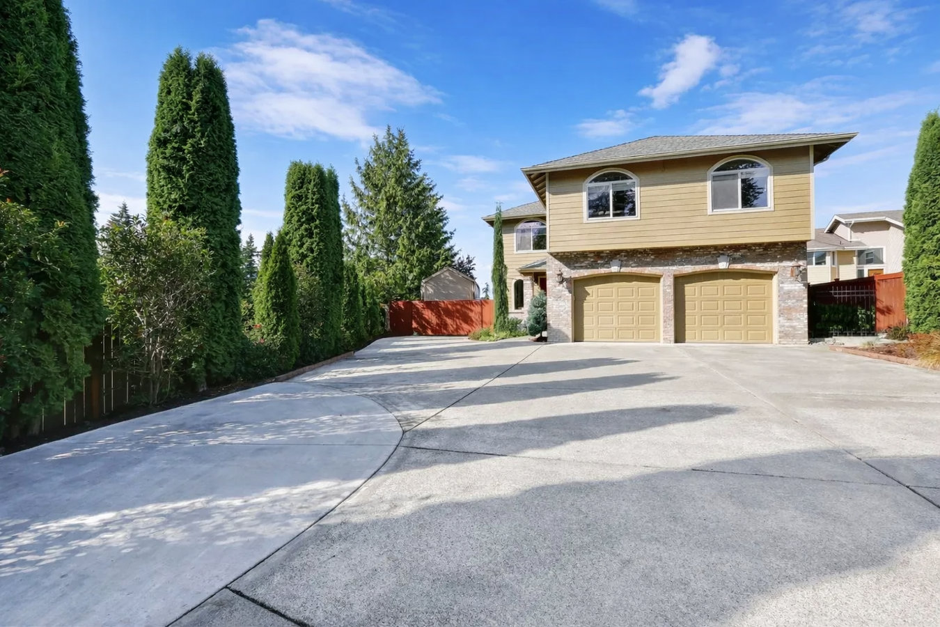 Concrete driveway building in Wichita Falls, TX